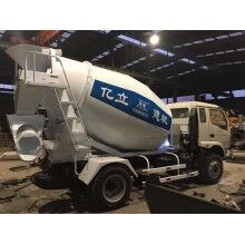 廠家大量供應(yīng)3m3混凝土罐車，攪拌罐車，量大從優(yōu)